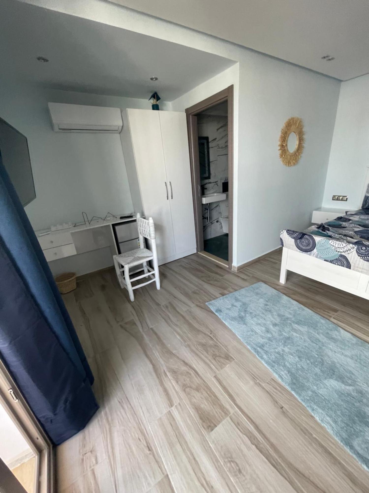Anni Guesthouse Hostel Мартіль Екстер'єр фото