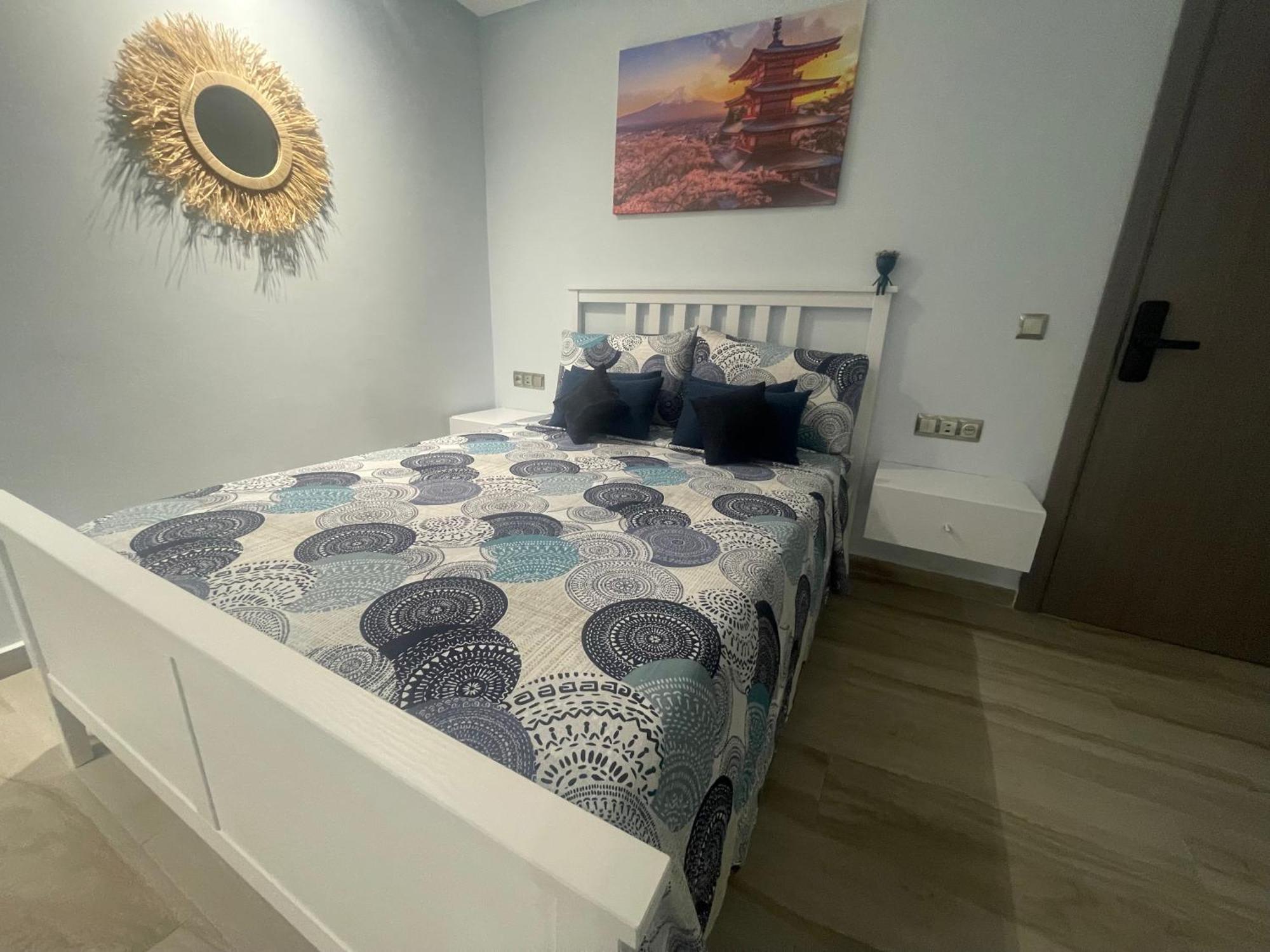 Anni Guesthouse Hostel Мартіль Екстер'єр фото